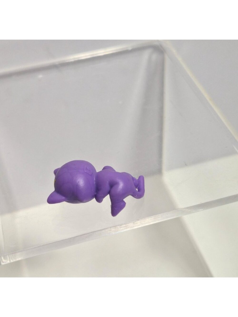 Twozies Season 1 Purple Raccoon Baby Figure 1.25" - Picture 11 of 13